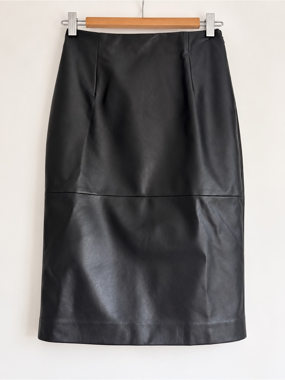 Women's Black Faux Leather Midi Pencil Skirt